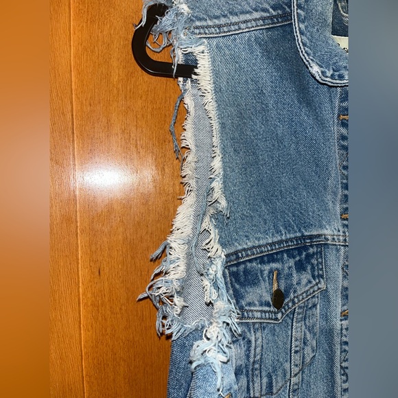 Vintage Eddie Bauer Denim Vest Women's Small Blue Biker Collared Pockets 90s - Picture 2 of 4